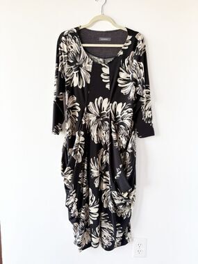 Alembika Dahlia Print Scoop Neck Midi Dress Jersey Draped Fabric Pockets Jersey